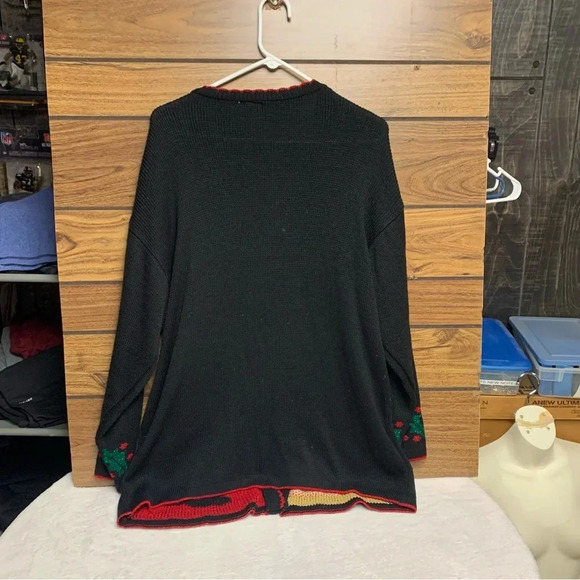 Style Studio black button up cardigan size 1X Christmas themed - Picture 3 of 5